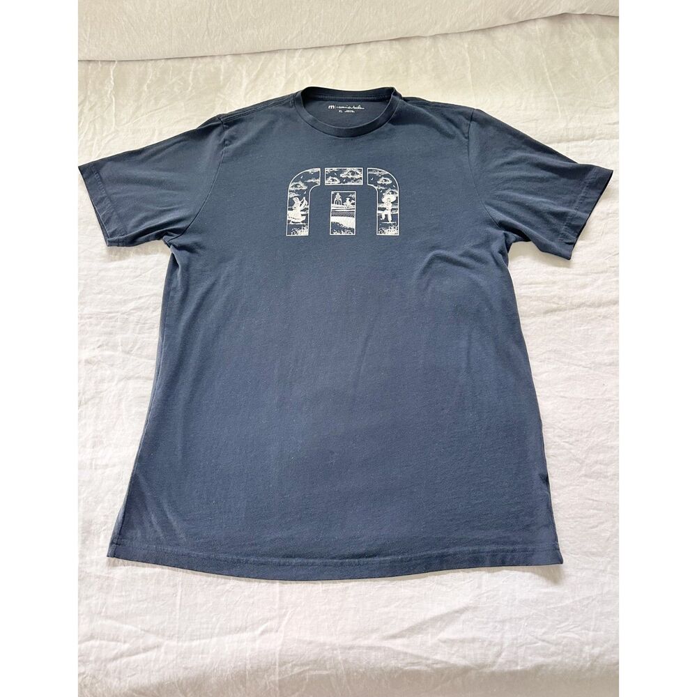 TravisMathew XL Graphic T-Shirt Navy Blue Short Sleeve Casual Golf Mens Peru